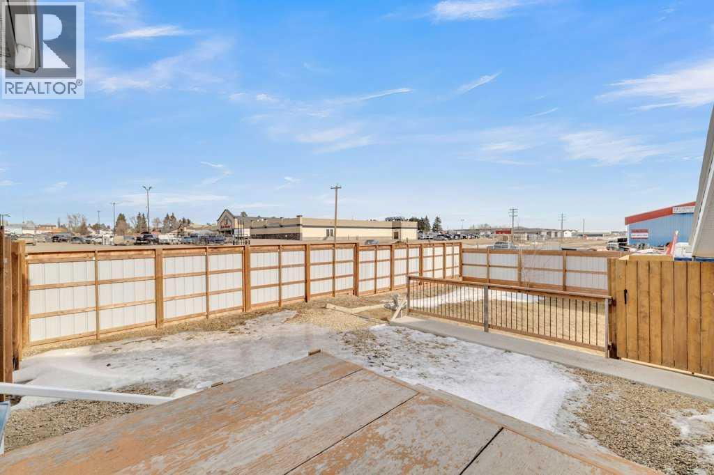 5025 46 Avenue - Photo 8