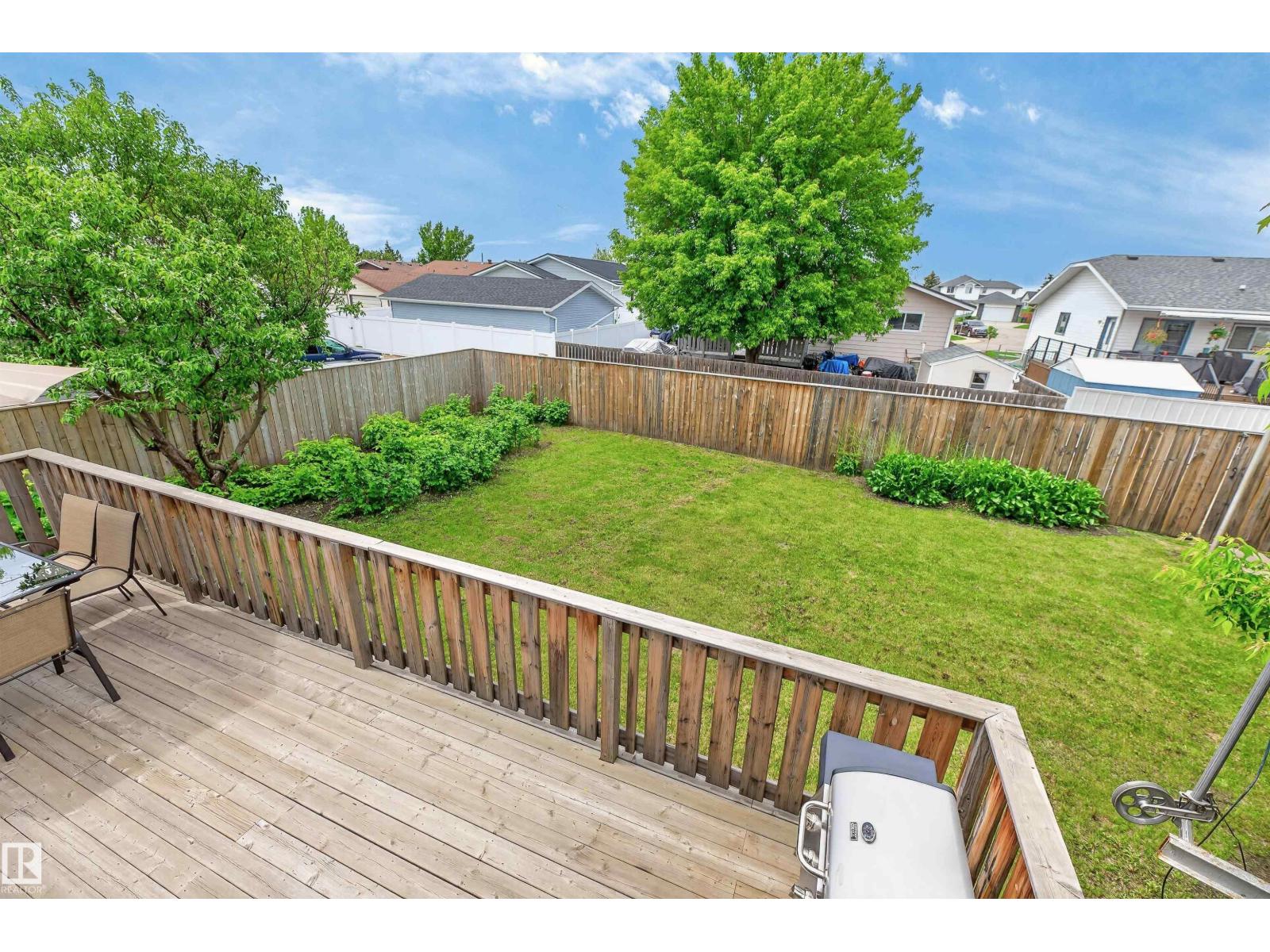 5914 52 ST - 3
