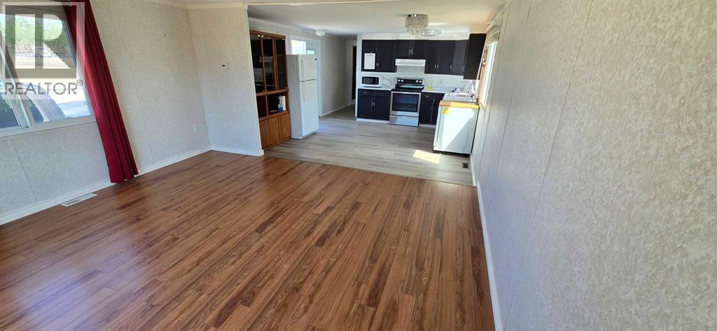 42 Evergreen Crescent - Photo 11