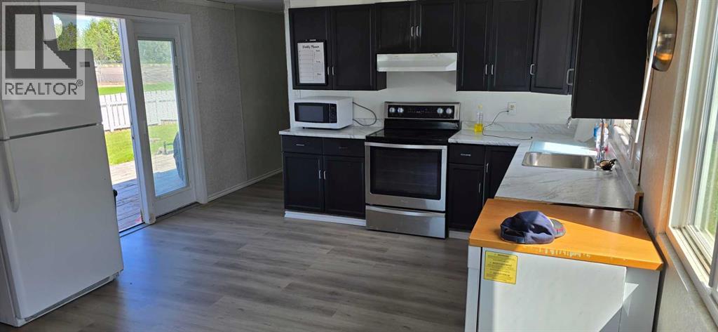 42 Evergreen Crescent - Photo 9