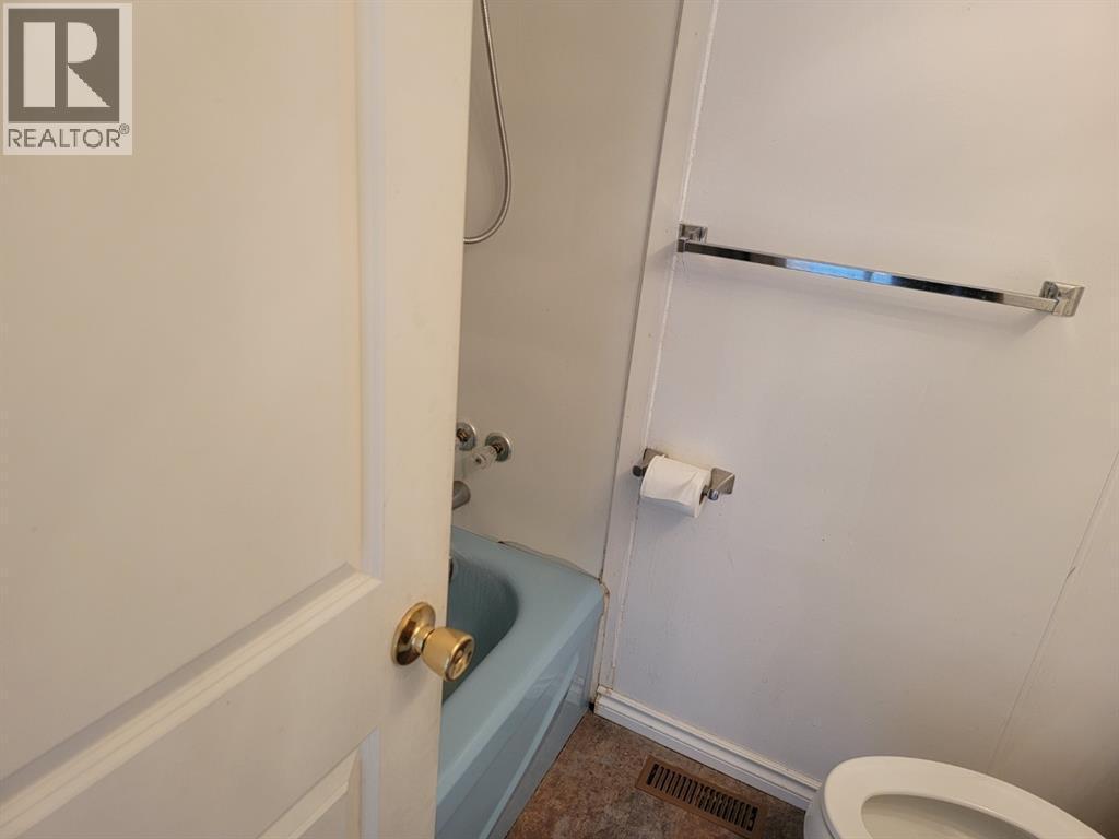 42 Evergreen Crescent - Photo 19