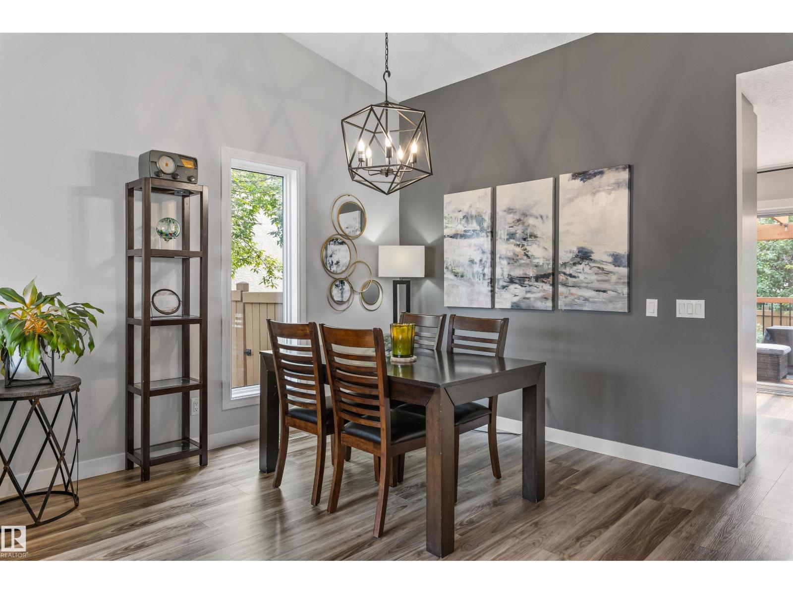3 DENAULT PL - 11