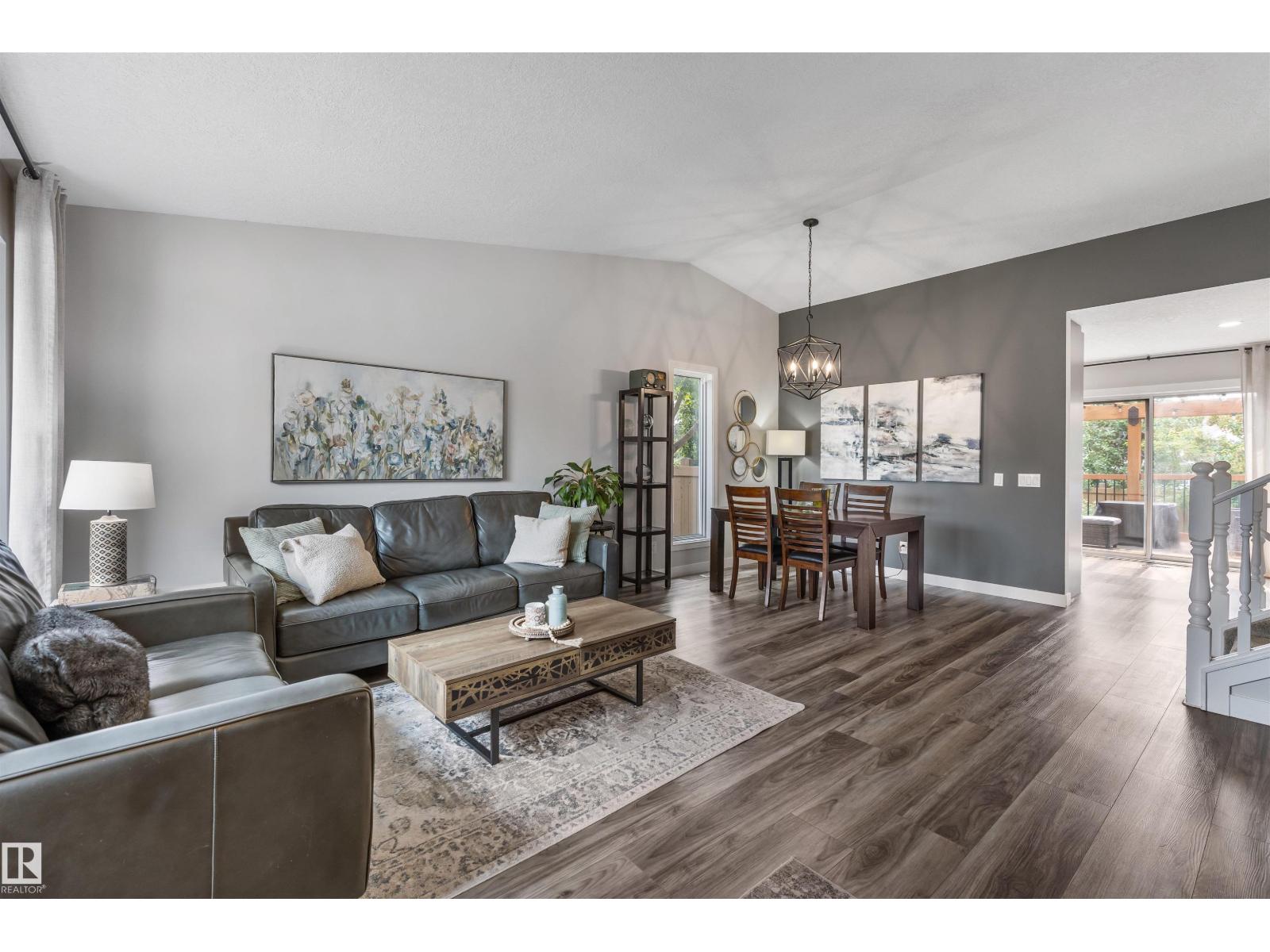 3 DENAULT PL - Image 6