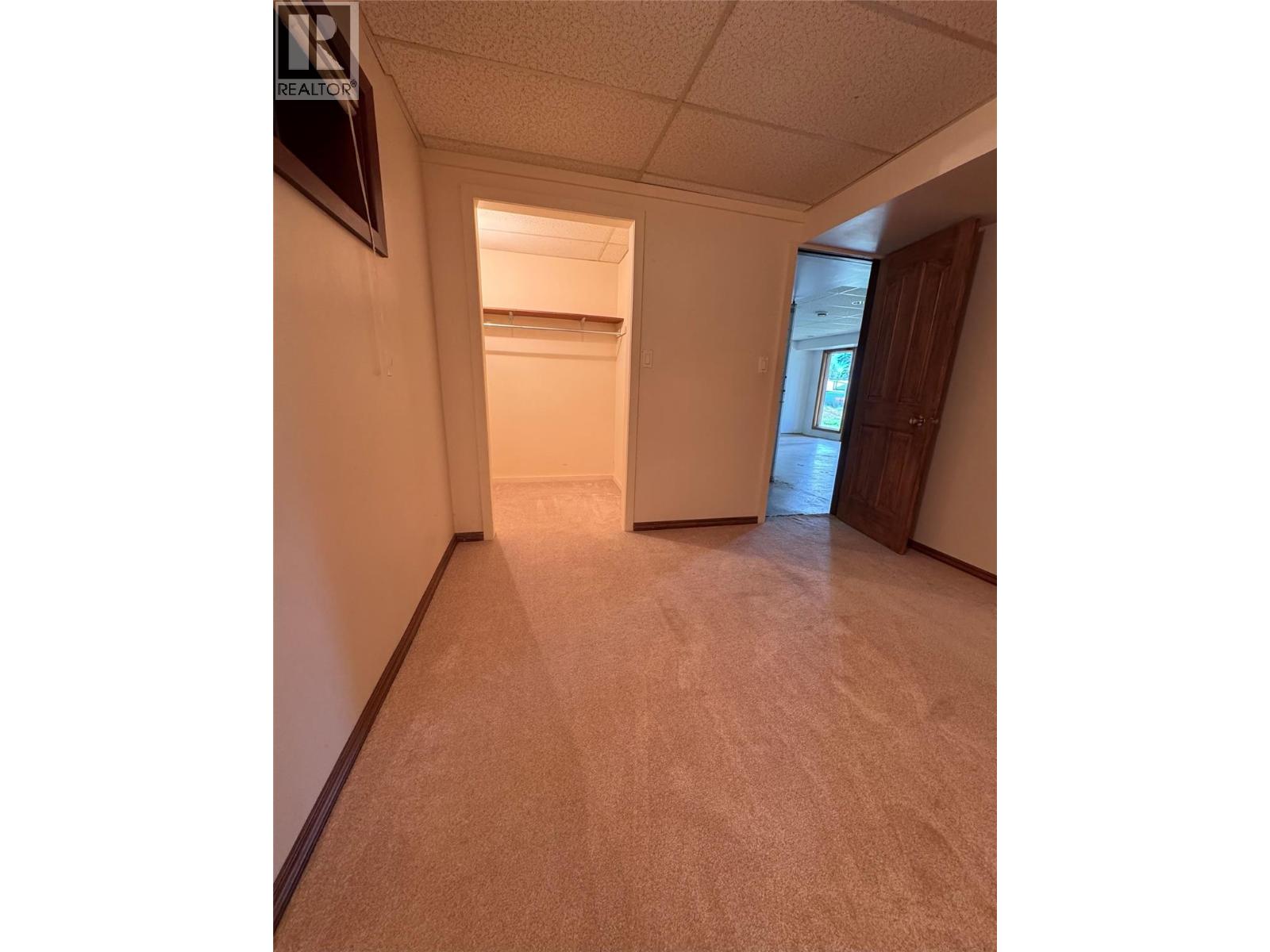 5007 FAIRMONT Close - Image 19