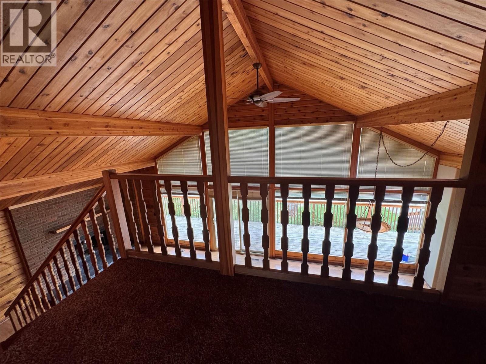 5007 FAIRMONT Close - 3
