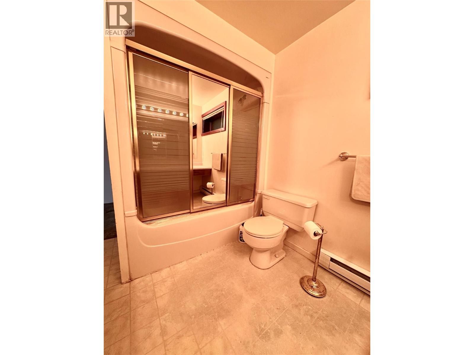 5007 FAIRMONT Close - 22