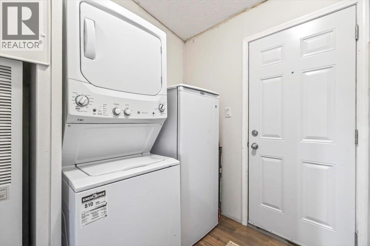 #146 100 Aspen Drive - 28