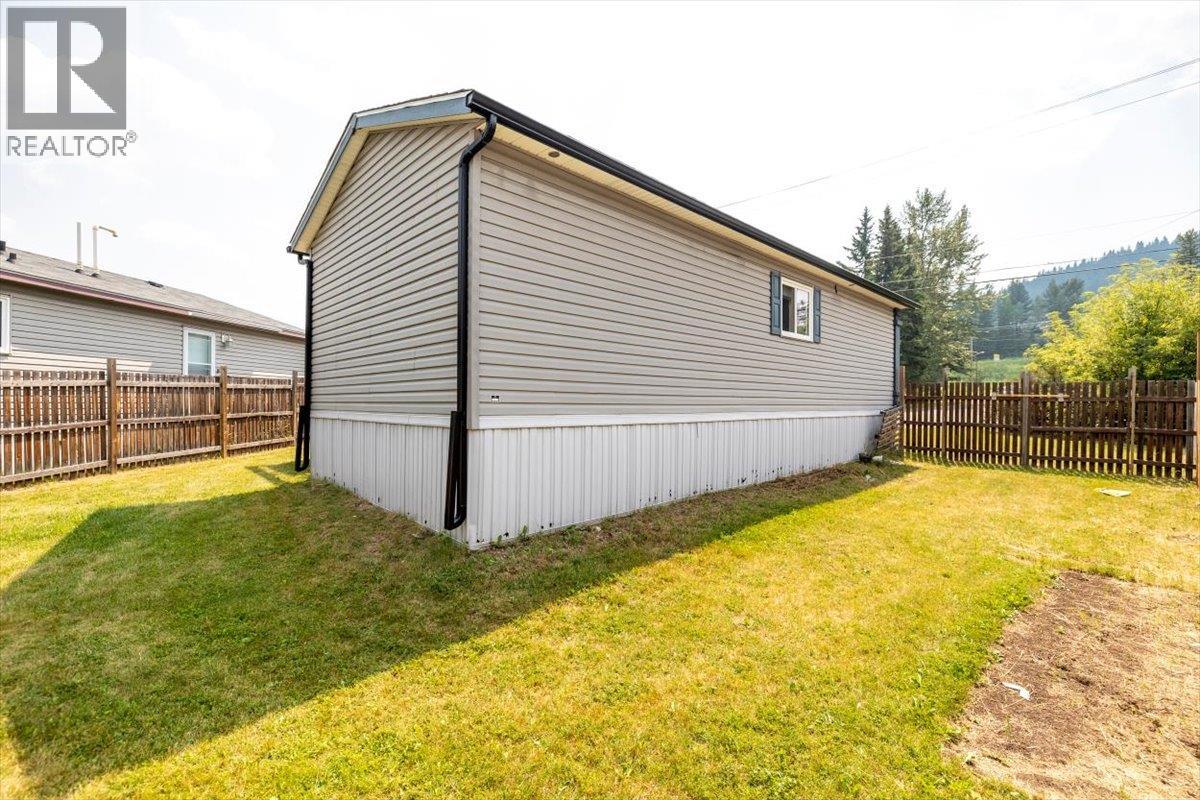 #146 100 Aspen Drive - 18
