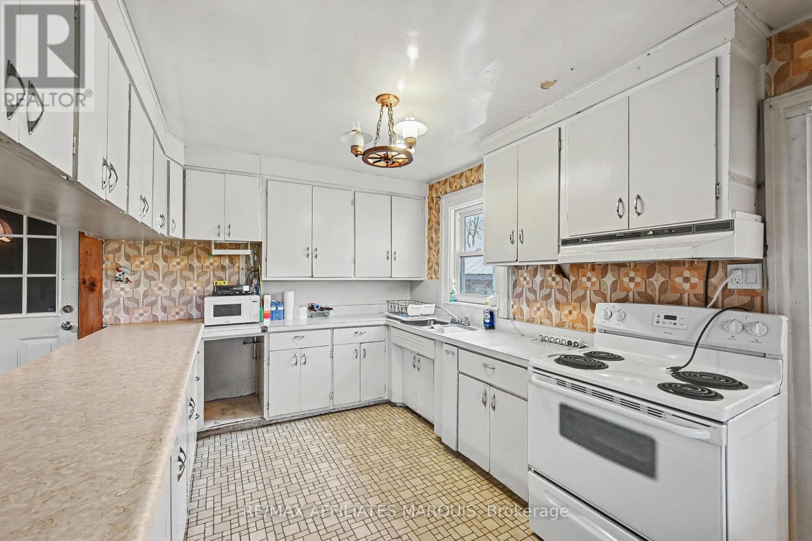 11422 7TH LINE ROAD - Image 7