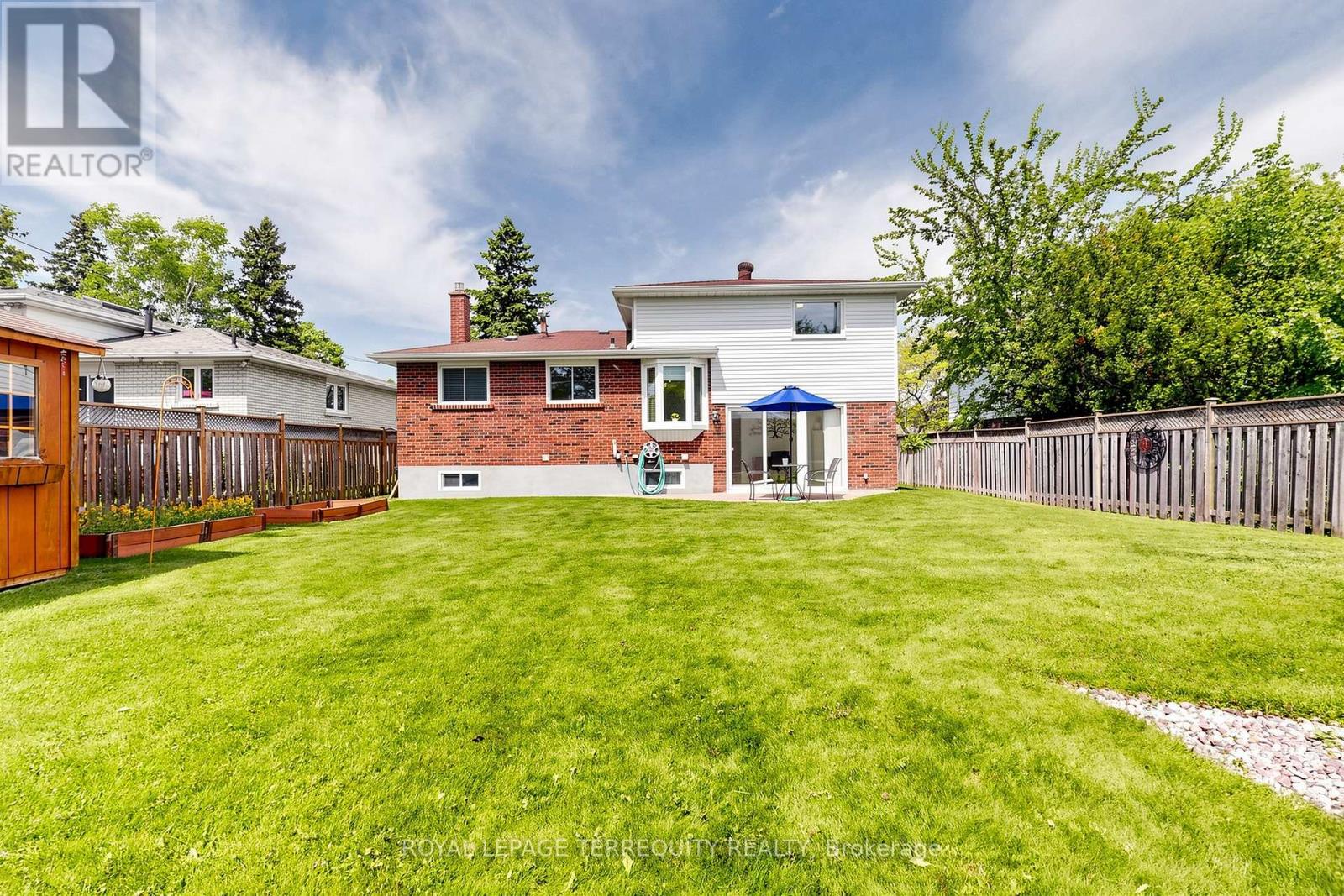 89 DREYER DRIVE - 36