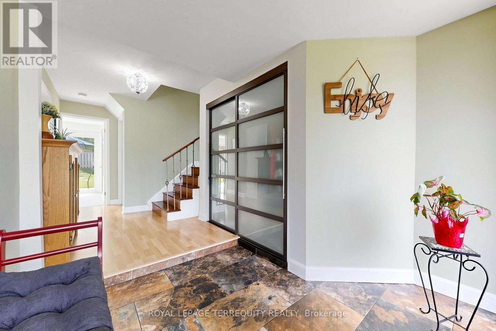89 DREYER DRIVE - 5