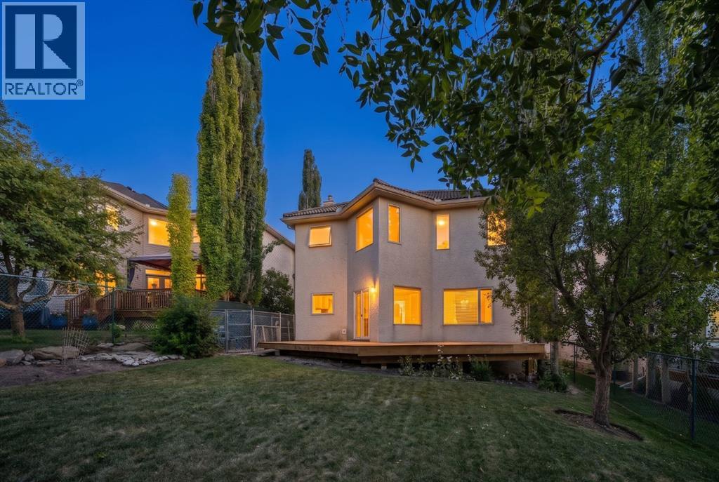 30 Gleneagles View, Cochrane