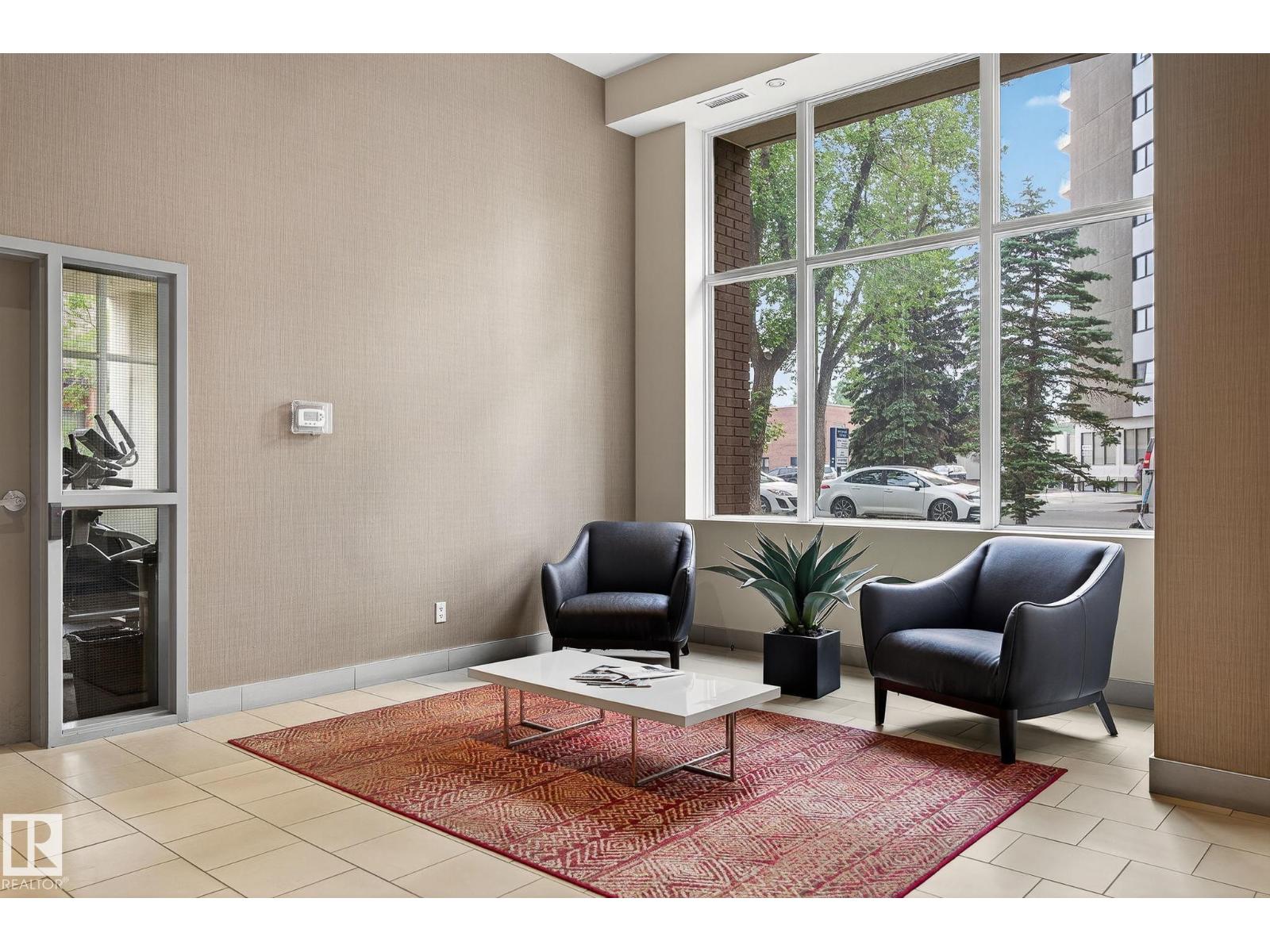 #203 10046 117 ST NW - 6