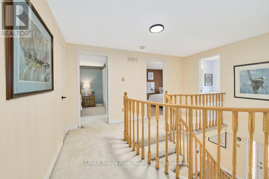 939 CATSKILL DRIVE - 23