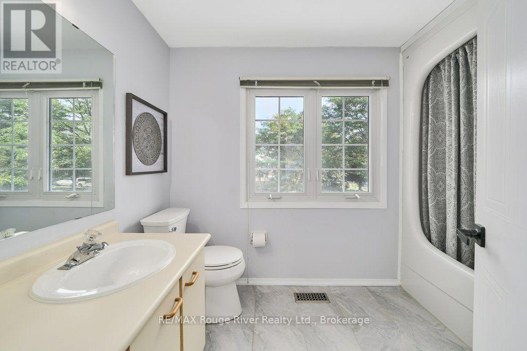939 CATSKILL DRIVE - 26