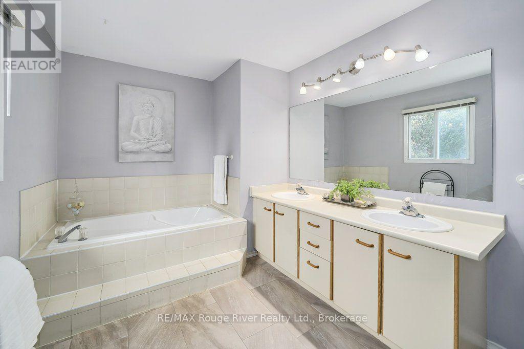 939 CATSKILL DRIVE - Image 32
