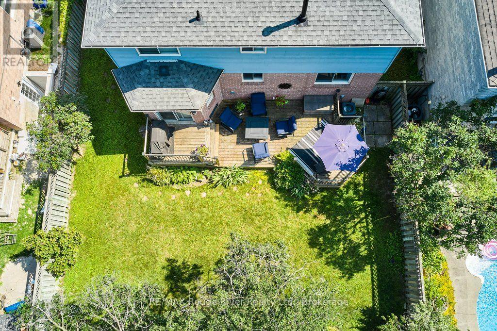 939 CATSKILL DRIVE - 40