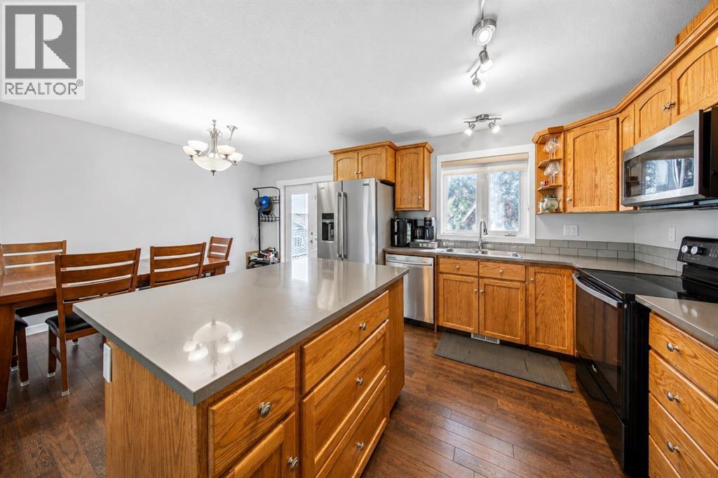 6015 50 A Street, Ponoka