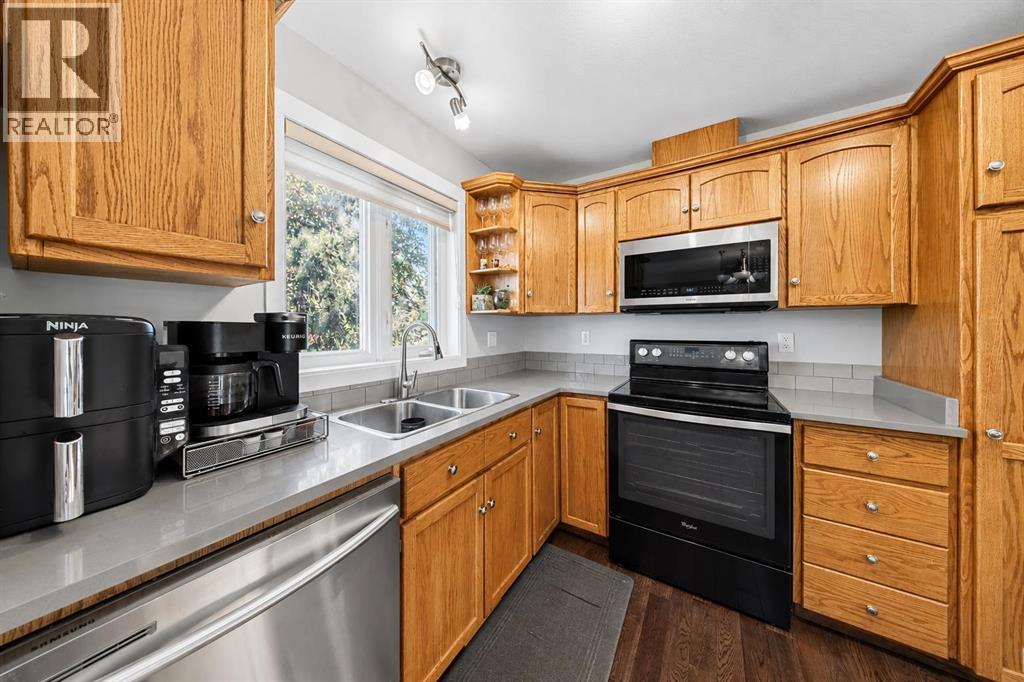6015 50 A Street, Ponoka