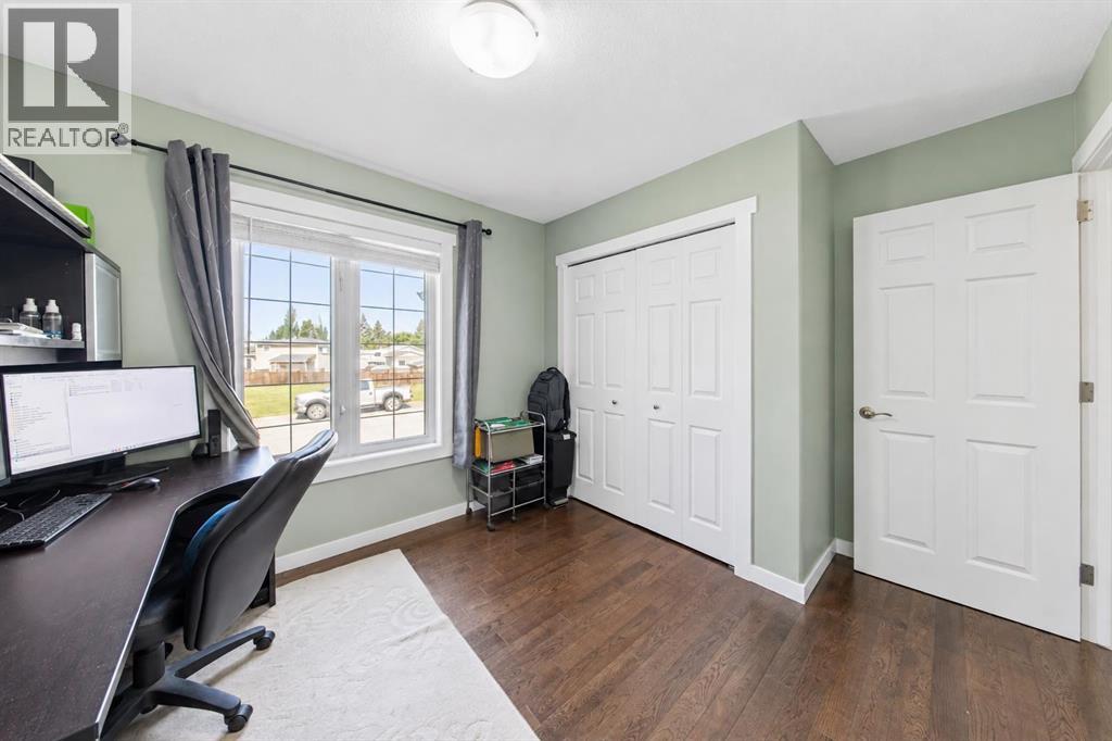 6015 50 A Street, Ponoka