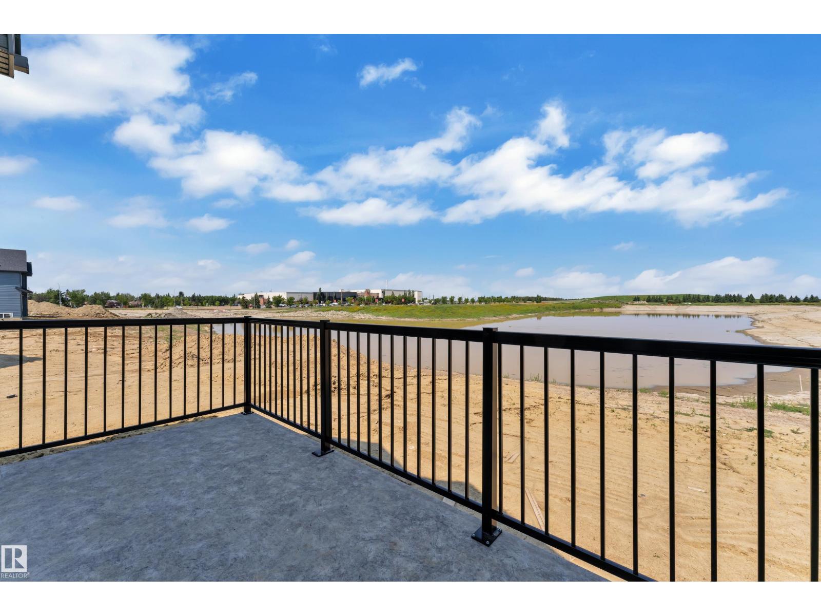 264 Falcon Crescent - 26