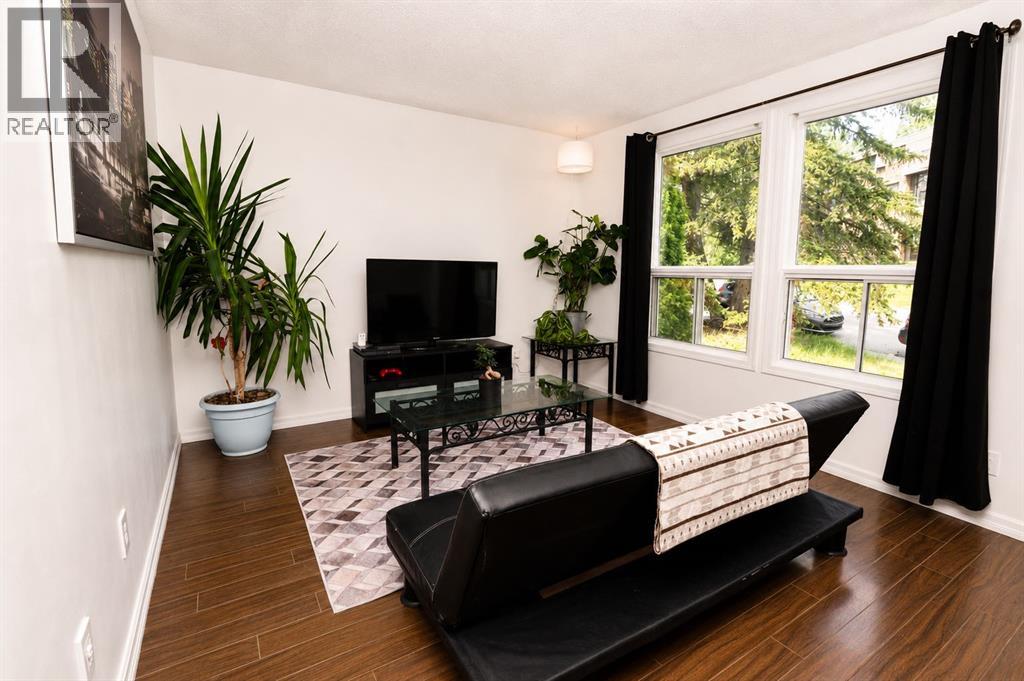 6527 Huntsbay Road NW - 6