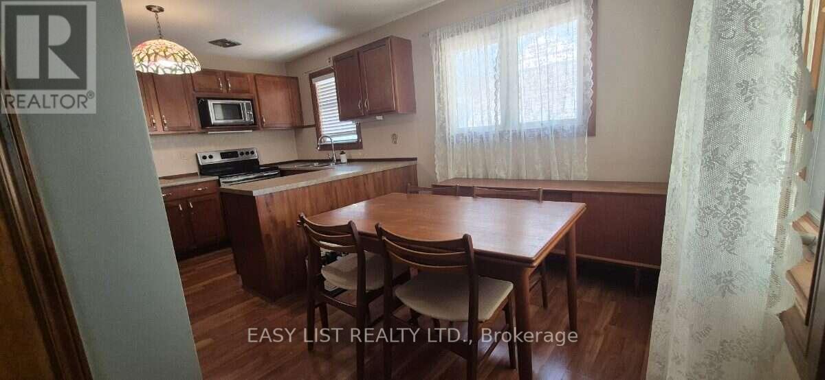 2371 ALEXIS ROAD - 5