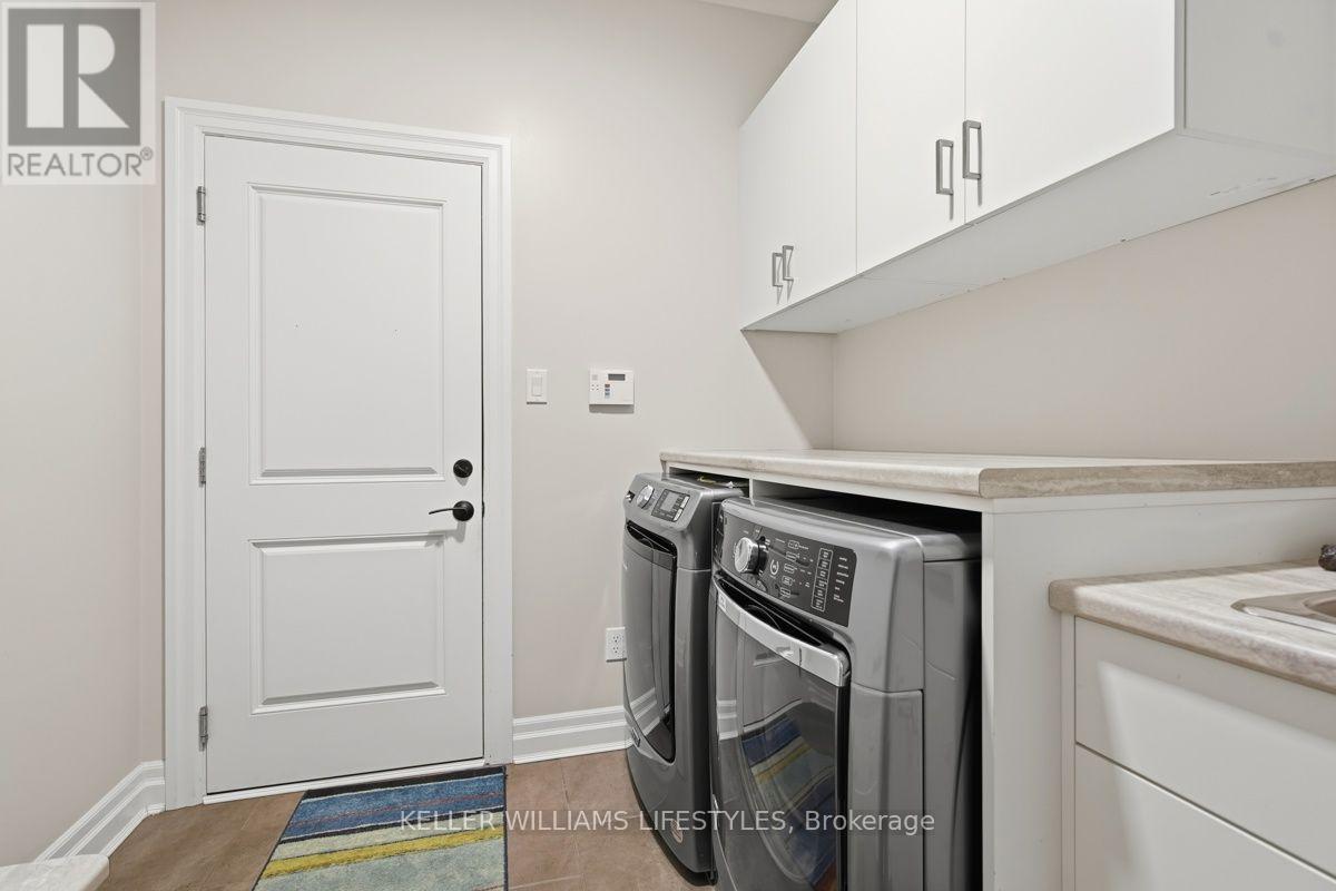 #3 2290 TORREY PINES WAY - Image 35