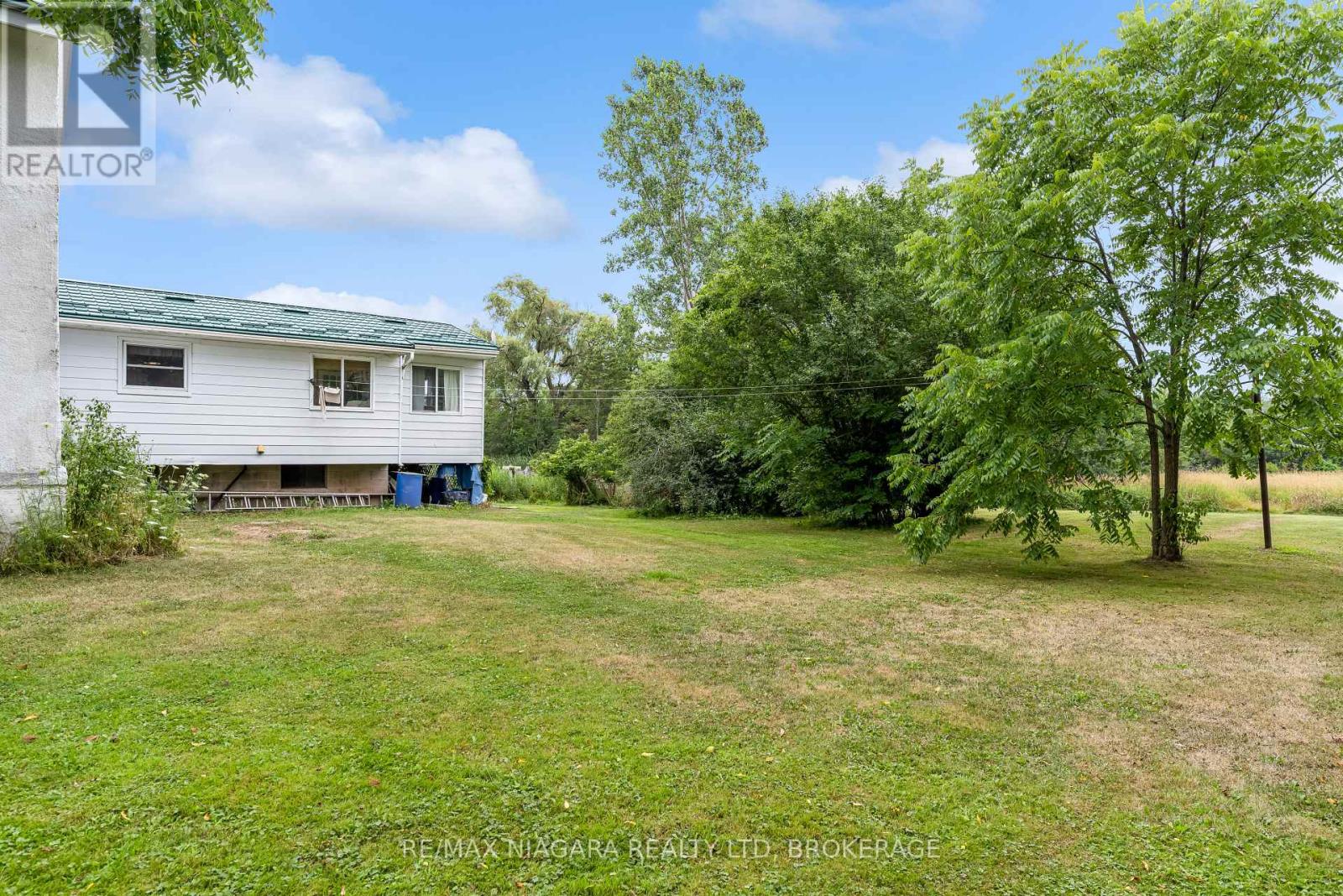 3847 BERTIE STREET - Image 34