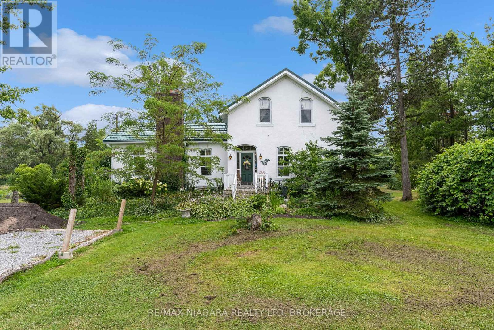 3847 BERTIE STREET - 2