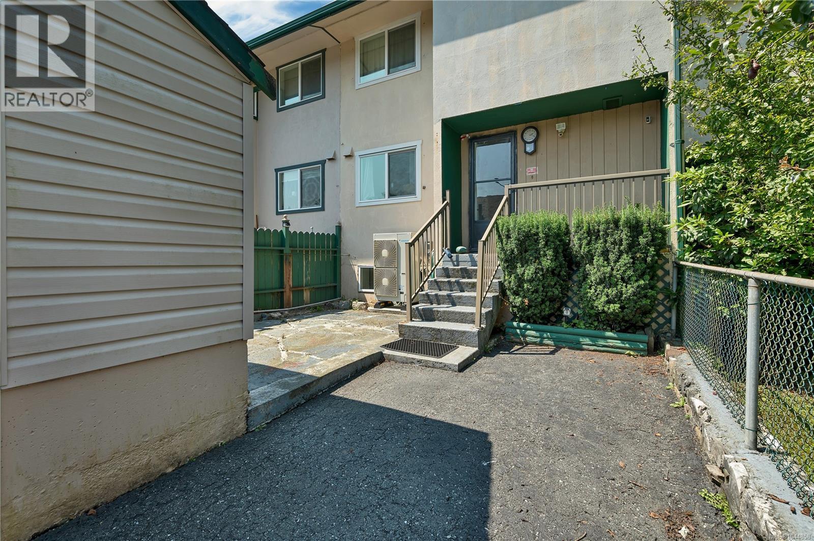 7312 Pine Dr - 24