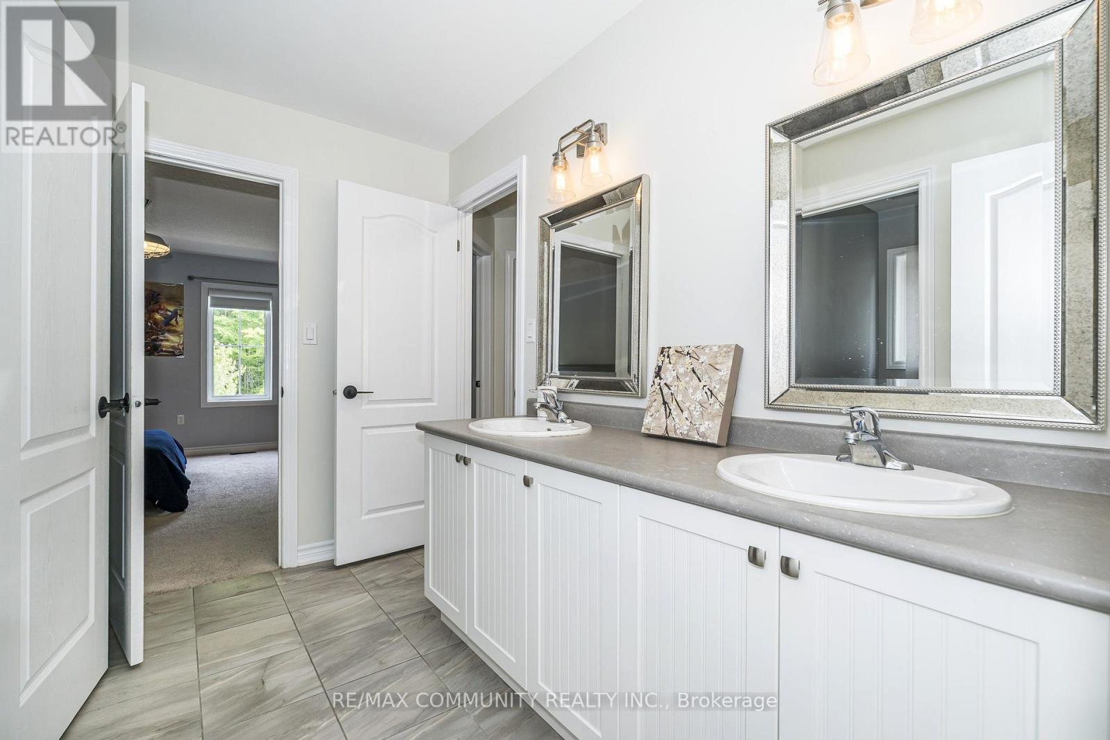 23 HOLYROD DRIVE - Image 6