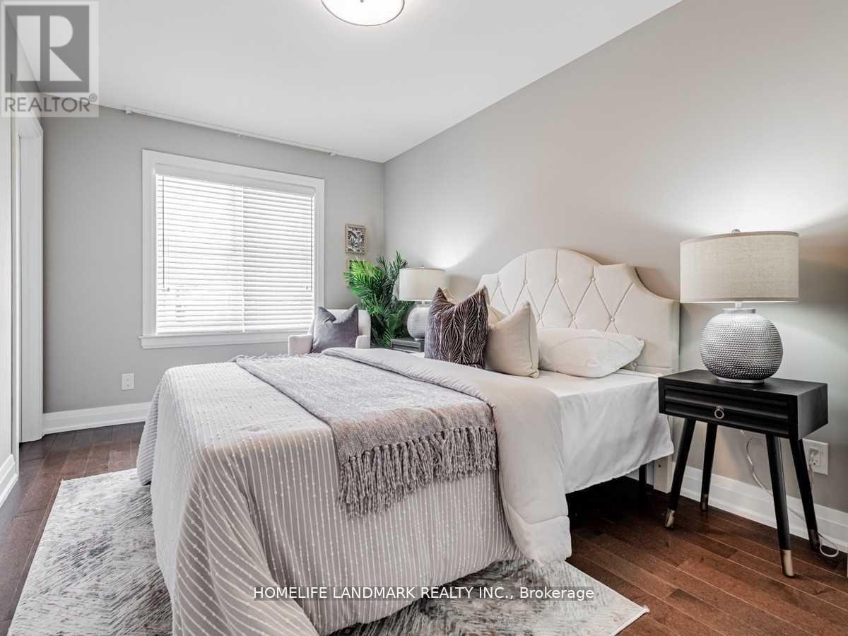 158B GLEBEMOUNT AVENUE - 8