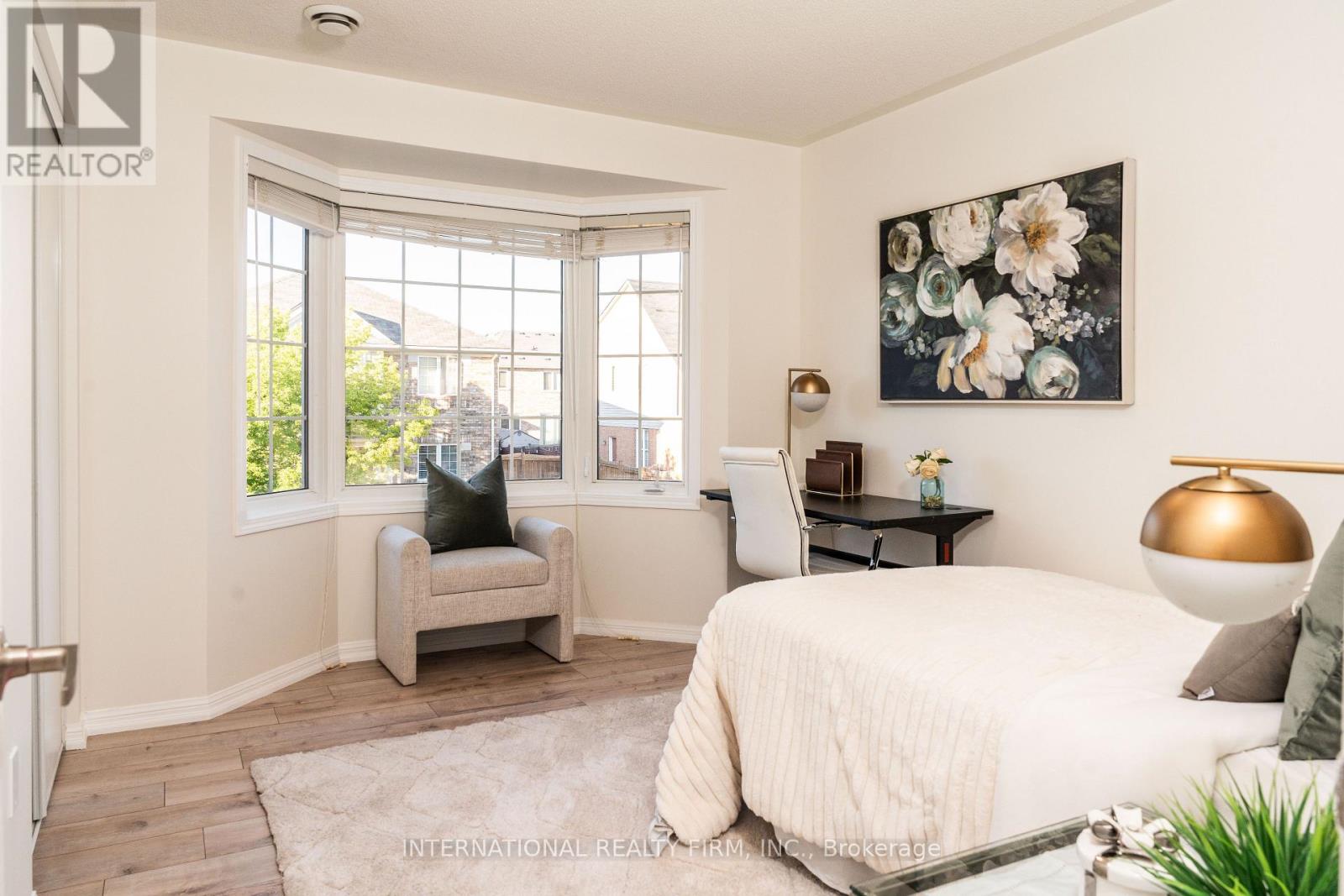 720 STAGG GARDENS - 30