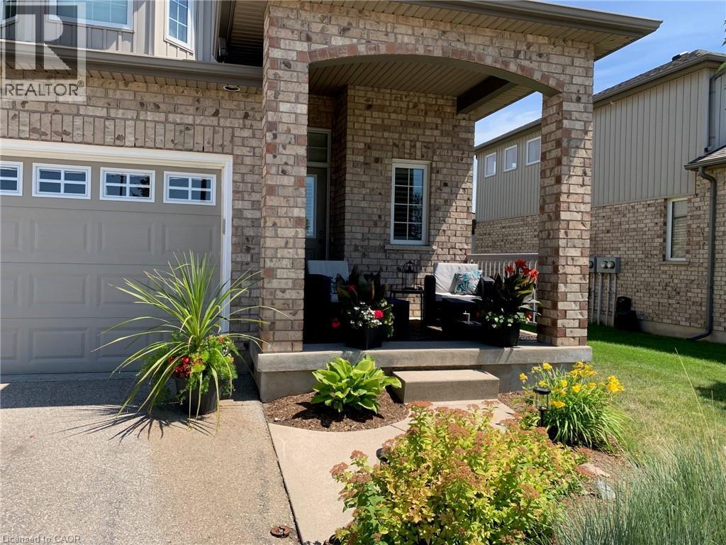 31 TOWNSEND Drive Unit# 64, Breslau — photo 2