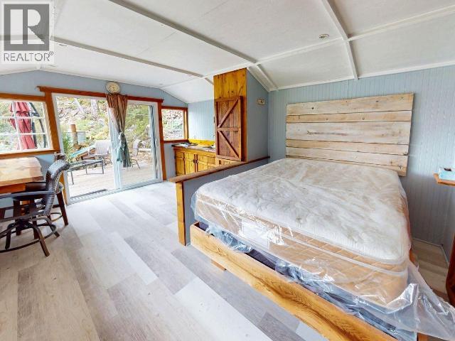 DL4946 REFUGE COVE - 19
