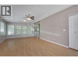 Living room - 6027, 35468 Range Road 30, Rural Red Deer County, AB T4G0M3 Photo 6