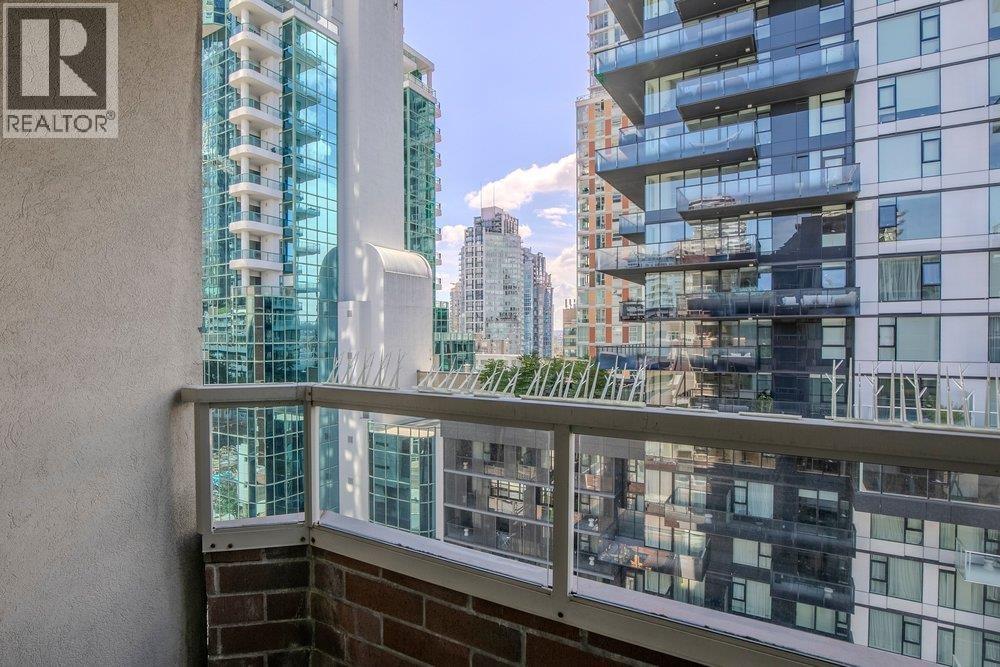 903 1330 HORNBY STREET, Vancouver