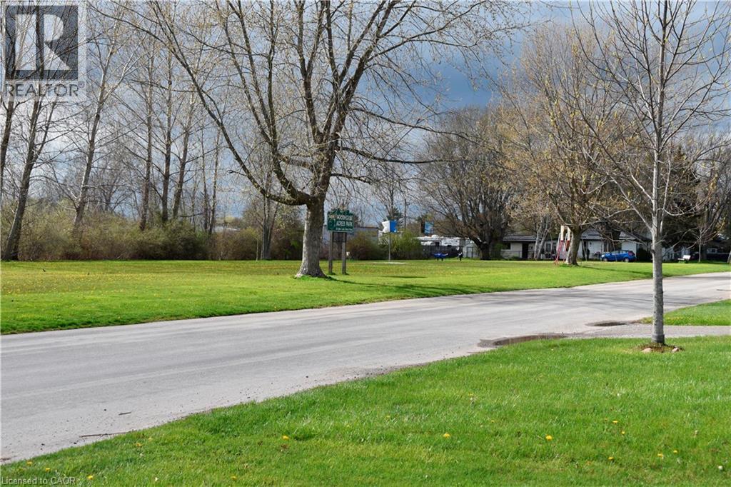36 WOODHOUSE Avenue - 29