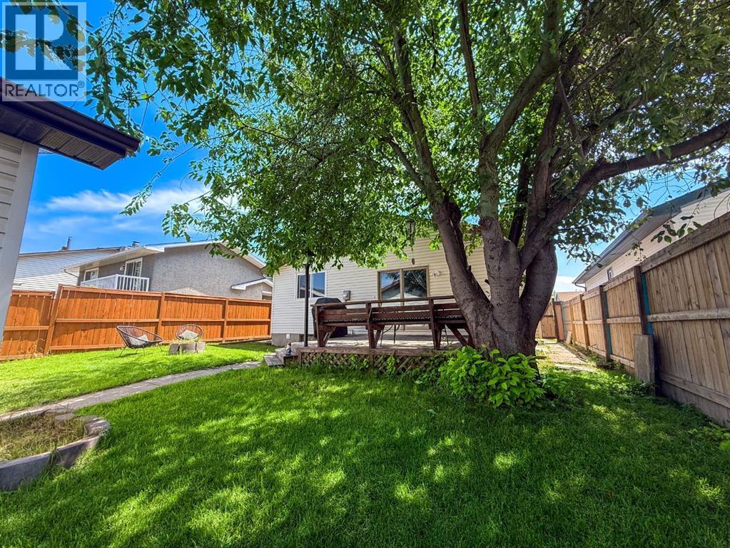119 Fallswater Crescent NE - Image 22