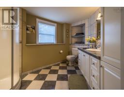 3pc Ensuite bath - 52 Captain Landers Court, Yarmouth, NS B5A2Y6 Photo 17