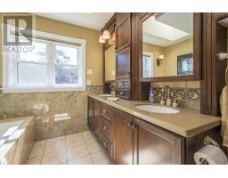 52 Captain Landers Court, Yarmouth, NS B5A2Y6 Photo 31