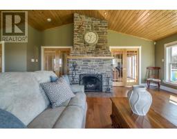 52 Captain Landers Court, Yarmouth, NS B5A2Y6 Photo 40