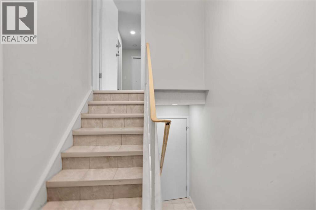 84 Falconridge Place NE - Image 16