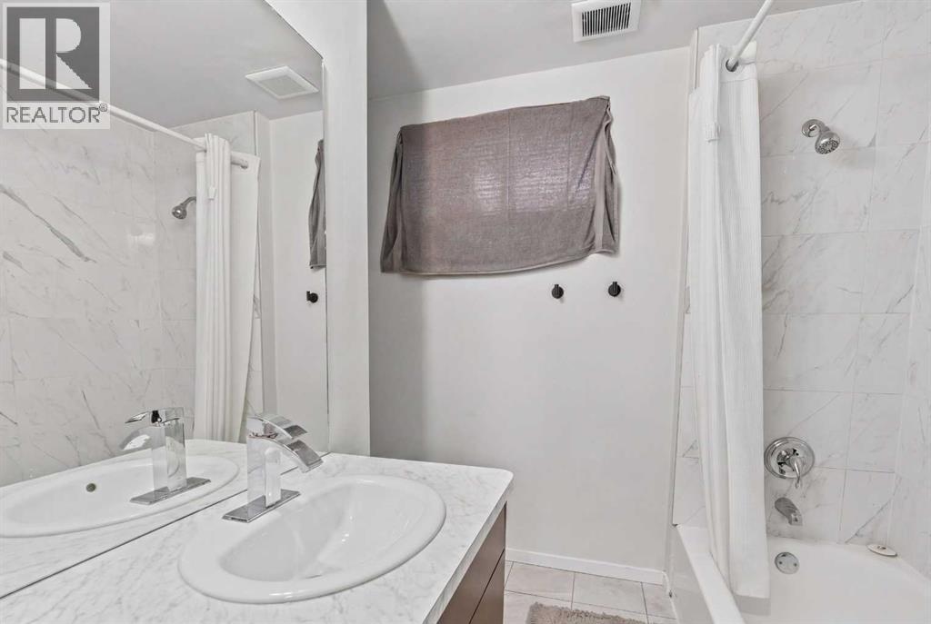 84 Falconridge Place NE - Image 26