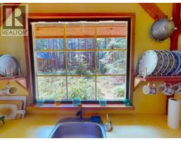1243/47 Tennyson Rd, Savary Island, BC  Photo 10