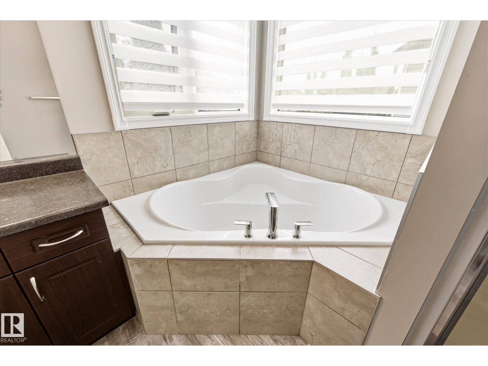 757 173B ST SW - 30