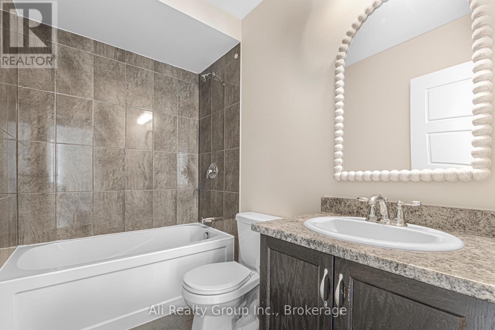 359 SWEETFERN CRESCENT - Image 16