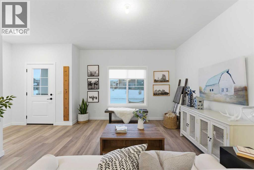 994 Chinook Winds Meadow SW - 2