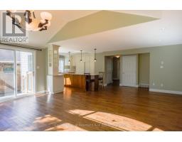 Bathroom - Upper - 44 Tanager Drive, Guelph, ON N1C1B6 Photo 11